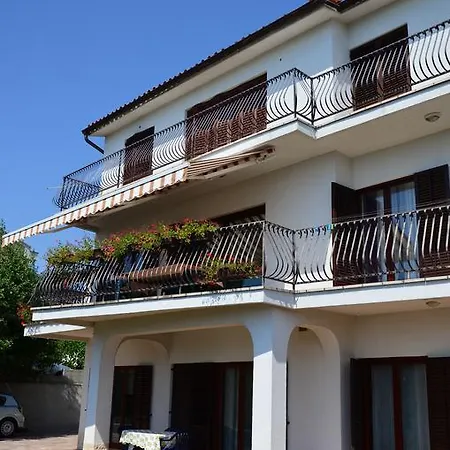 Green Apartments * מטולי